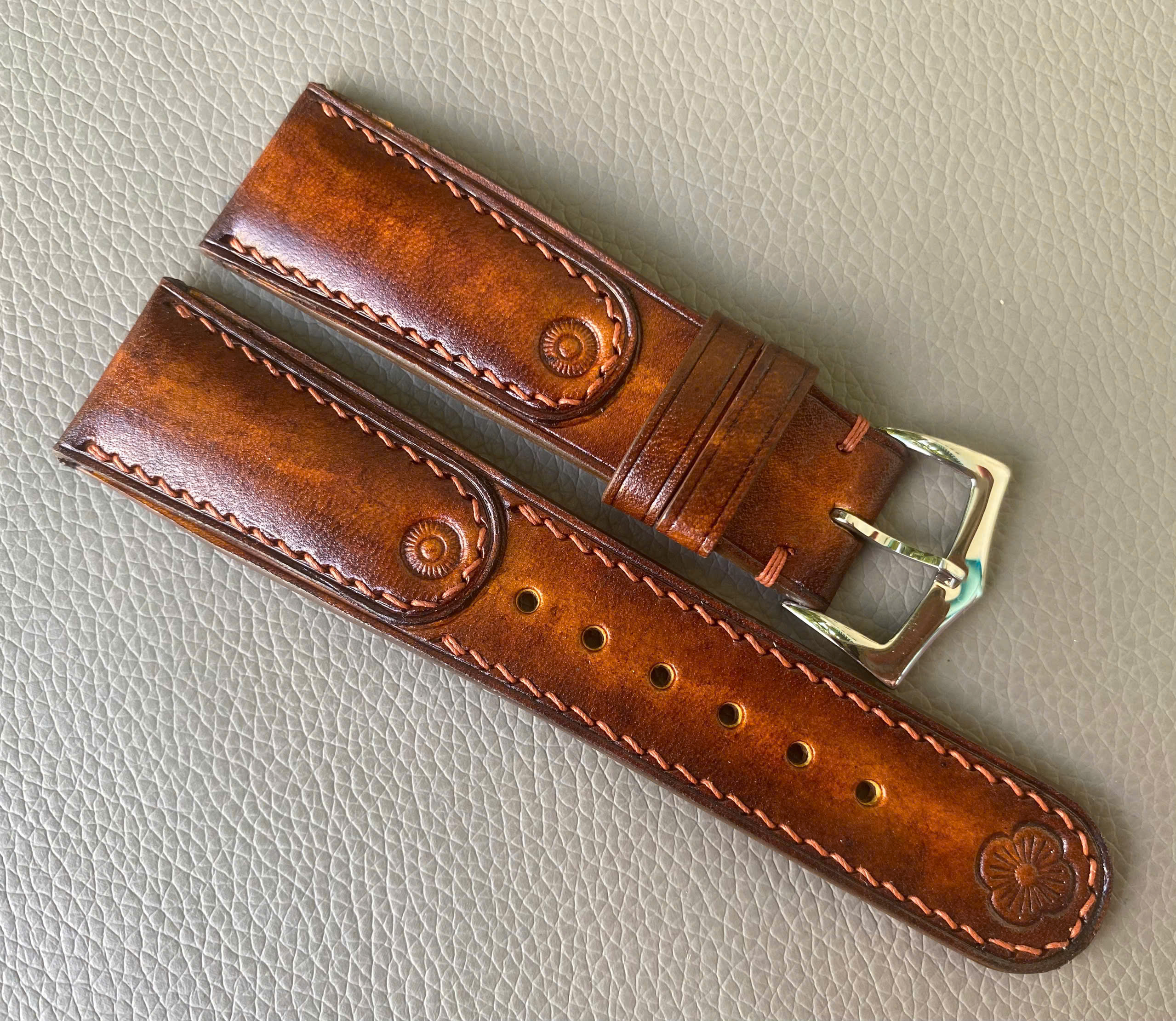 Cognac Genuine Patina Cow leather Watch Strap Band